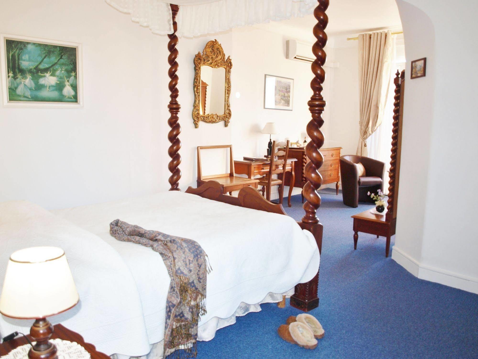Hotel La Flanerie Вьей-Тулуза Номер фото